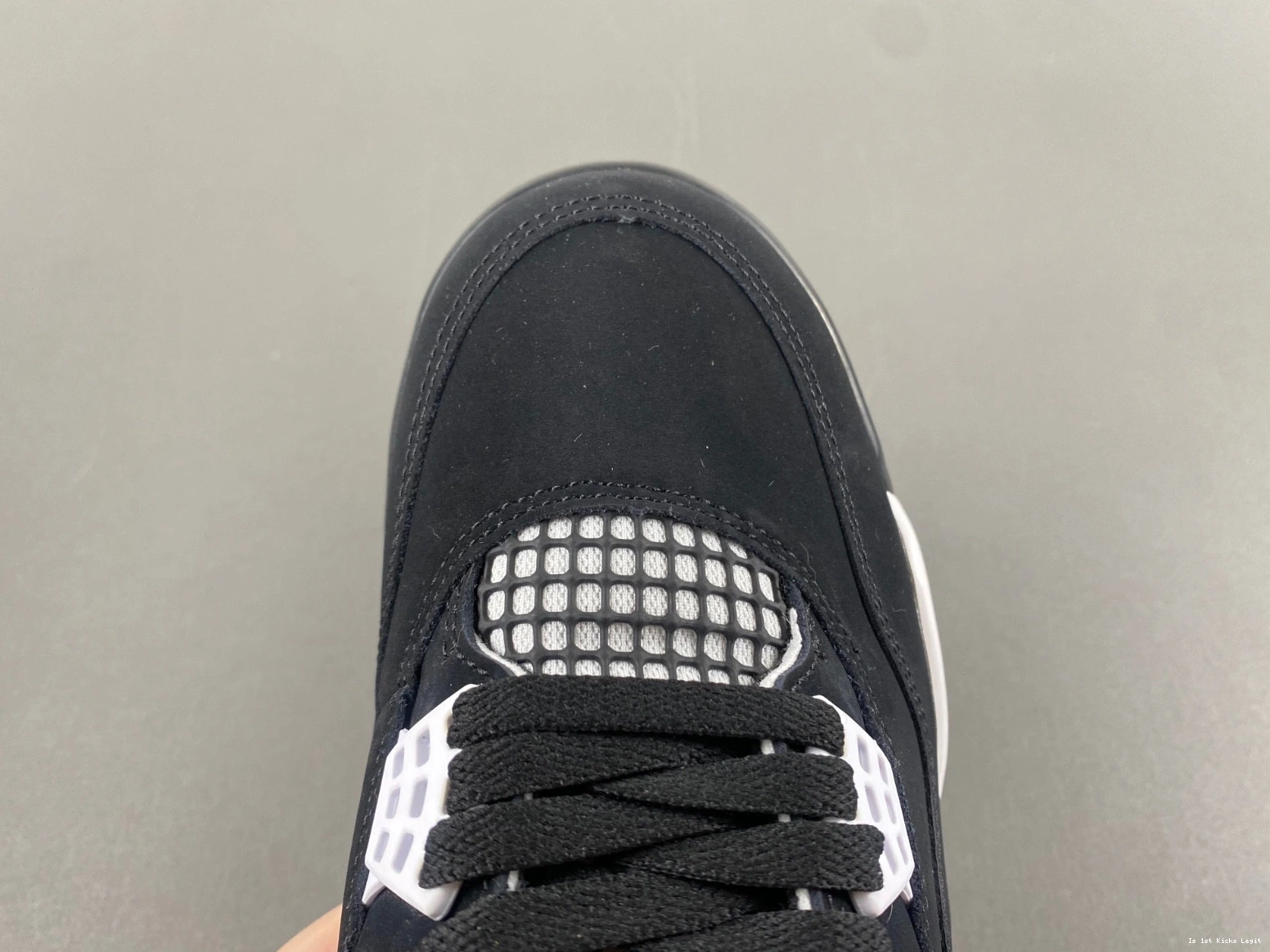4 THUNDER JORDAN AIR RETRO FQ8138-001 'WHITE 0524